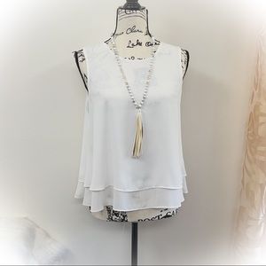 💕Beautiful White Layered Blouse WHBM💕